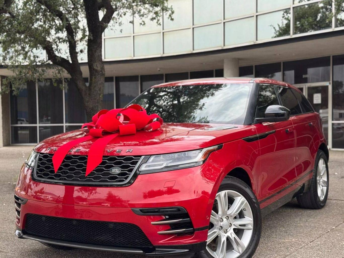 LAND ROVER RANGE ROVER VELAR 2019 SALYL2EX8KA211545 image